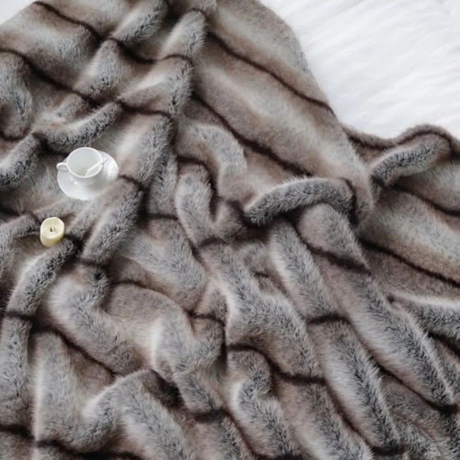 Faux Fur Throw Blanket Super Soft and Cozy Plush Blanket for Bed and Couch All Season Blanket for Home Decor in Grey Size 74''x
