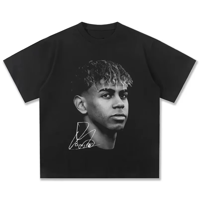 تي شيرت صيفي للرجال بطبعة وجه ورقبة دائرية وأكمام...