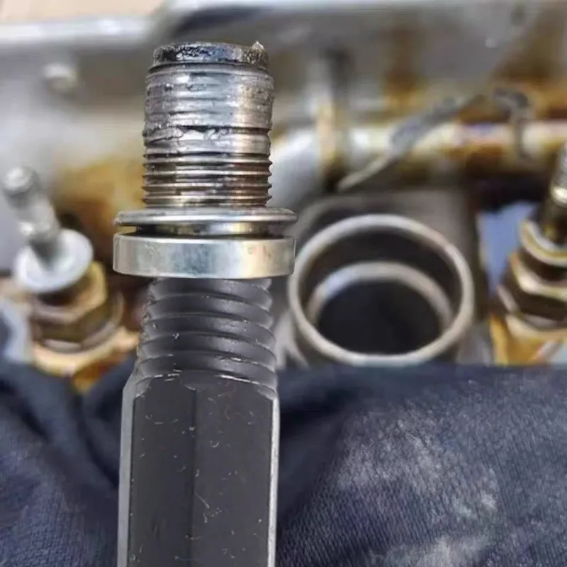 Broken Spark Plug Remover Tool Kit Reverse Flute Extractor Set for Car Engine Repair Professional Mechanics Automotive DIY Tools