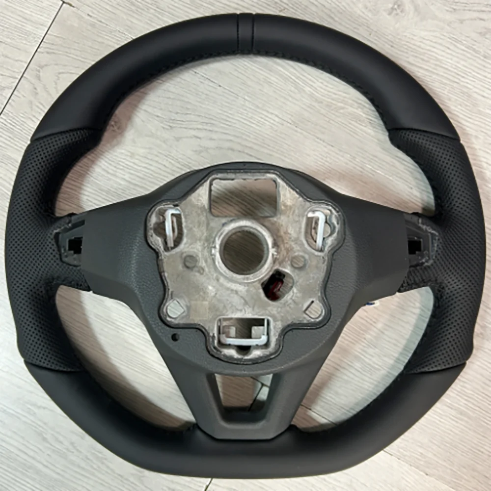 VW 골프 MK8 차량용 블랙 스티칭/스트립 천공 가죽 플랫 바텀 스티어링 휠 베이스