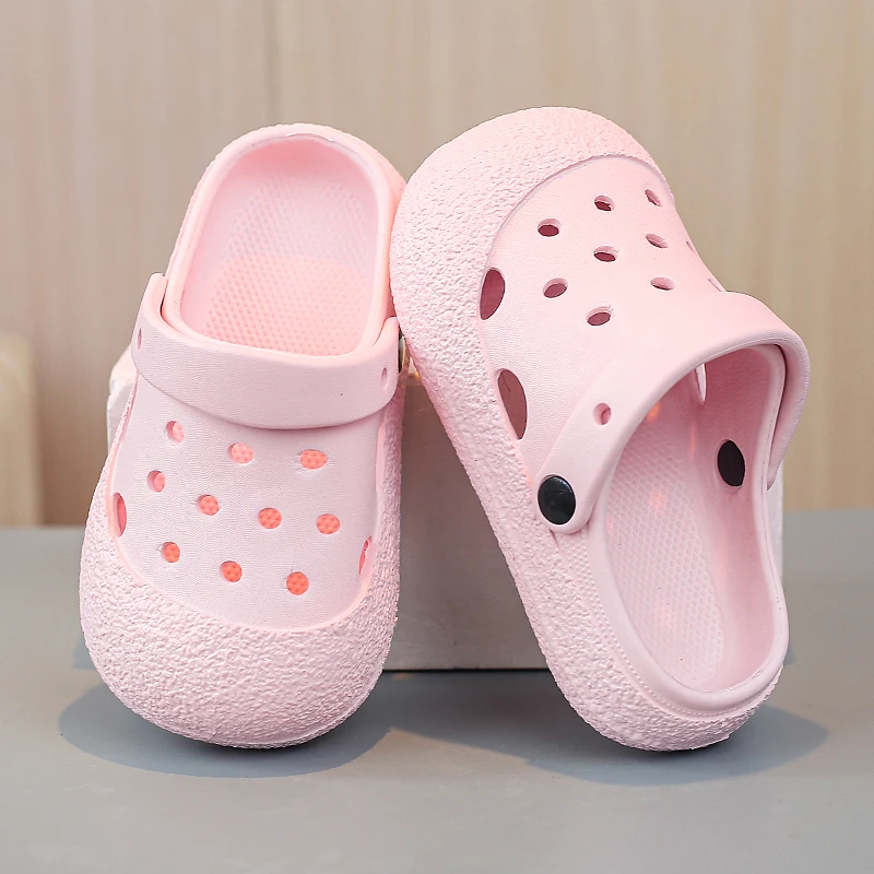Kids Sandals Summer Comfortable EVA Clogs for Children Boys Girls Breathable Hollow-out Garden Shoes Casual Beach Shoes New