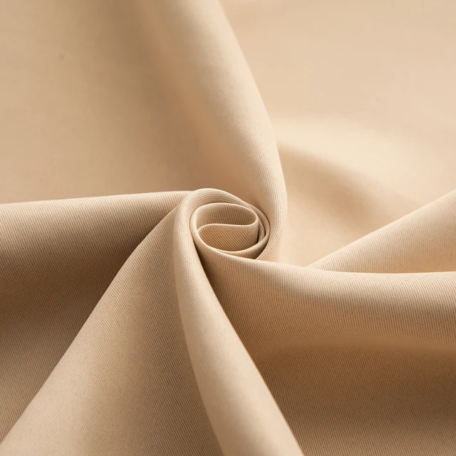 평온한 수면과 스타일리시한 인테리어를 위한 탁월한 암막 기능과 저렴한 가격