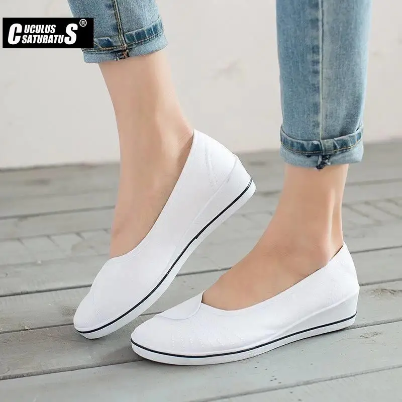 

Cuculus 2022 Female Canvas Shoes Fashion Women loafer Sneakers Walking Shoes Breathable Casual Ladies Flats Footwear 804