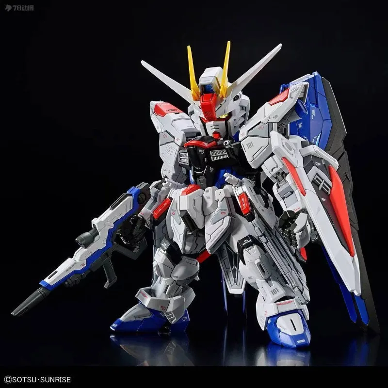 

Gundam Model Kit Anime Character MGSD Strike Freedom Series Hand-assembled Model Desktop Decoration Children's Toy Gift