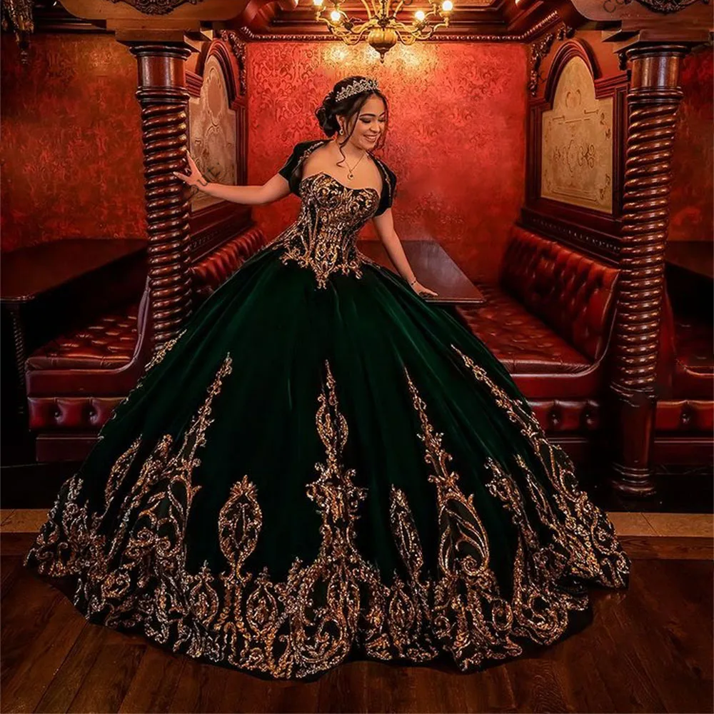 

Dark Green Velvet Gold Sequin Applique Prom Gown Quinceanera Dresses Three Quarter Sleeves Sweet Dress Corset Vestidos