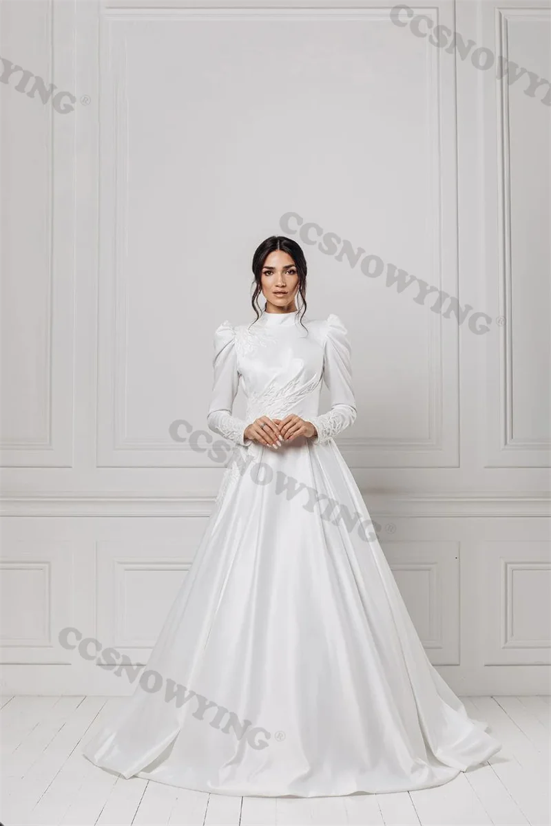 

Satin Appliques Beaded Muslim Wedding Dress for Bride Long Sleeve Hijab Islamic Bridal Gowns Arabic Dubai Vestidos De Novia