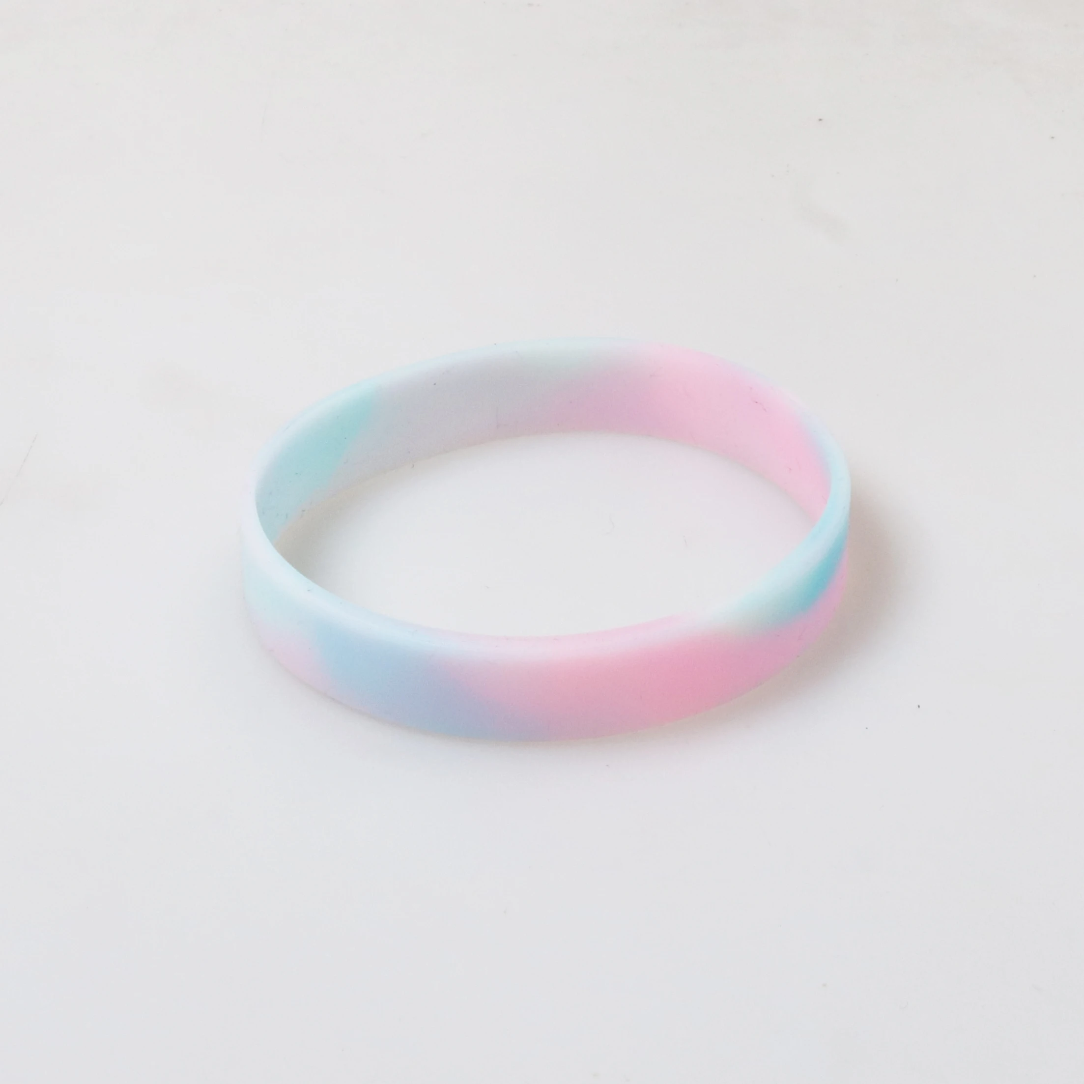 thumbnail image 1 of 1 pulsera de silicona personalizada de varios colores con grabado en relieve, pulseras con identificación SOS grabadas para niños perdidos, 1 of 5