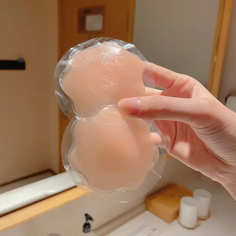 Women Silicone Nipple Cover Invisible Self-adhesive Breast Stickers Reusable Patch Bra 12pcs