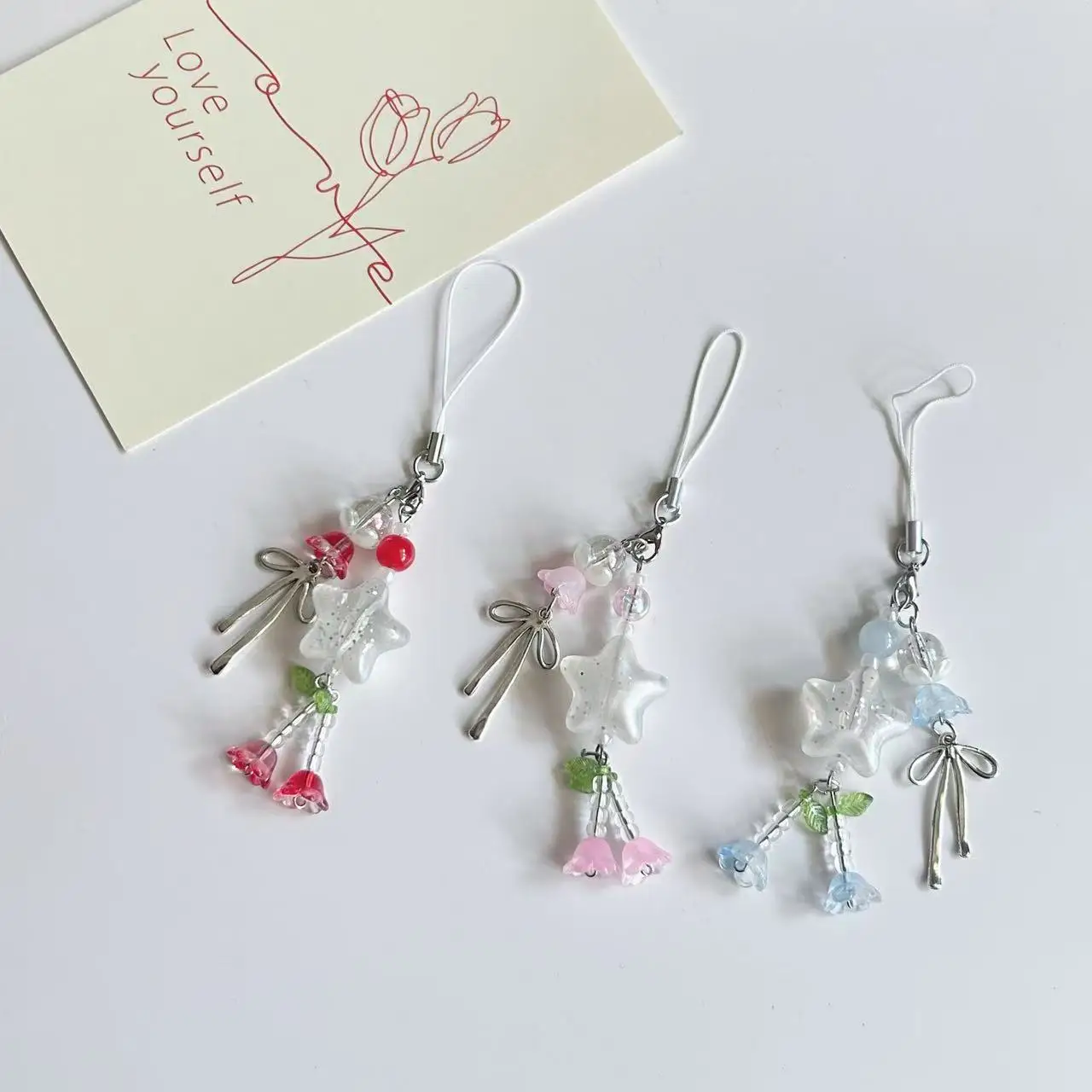 Charming Flower Beaded Phone Strap & Keychain Accessory