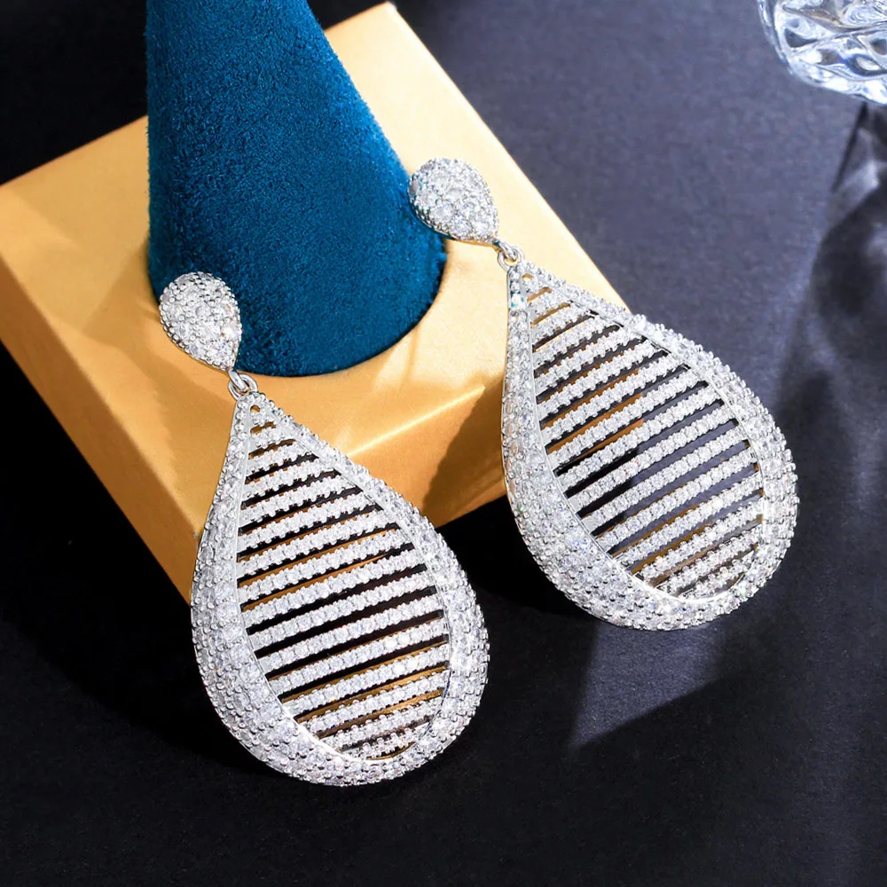 CWWZircons Heavy Stone Work Full Cubic Zirconia Paved Hollow Out Luxury Long Big Dangle Drop Wedding Earrings for Brides CZ522