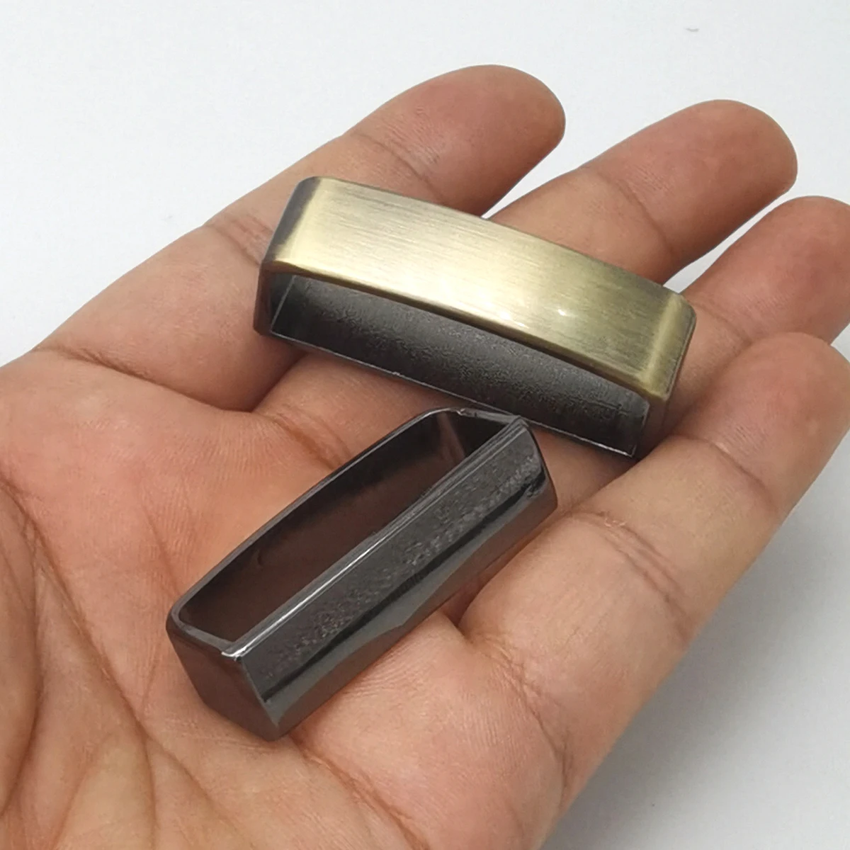 Metal D Ring Buckle 2Pieces Belt Keeper Metal D Shape Belt Strap Loop Ring Alloy Buckle Leather Craft DIY Parts Accessories