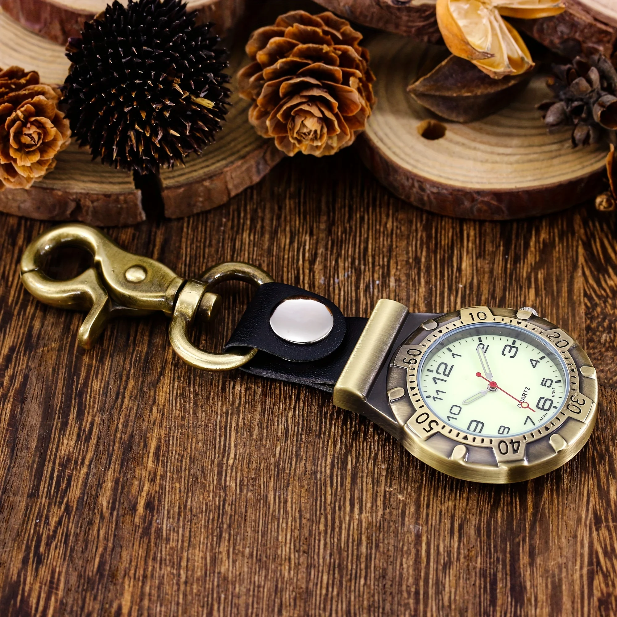 سلسلة مفاتيح ساعة رعاة البقر المضيئة ، مشبك تسلق ا...