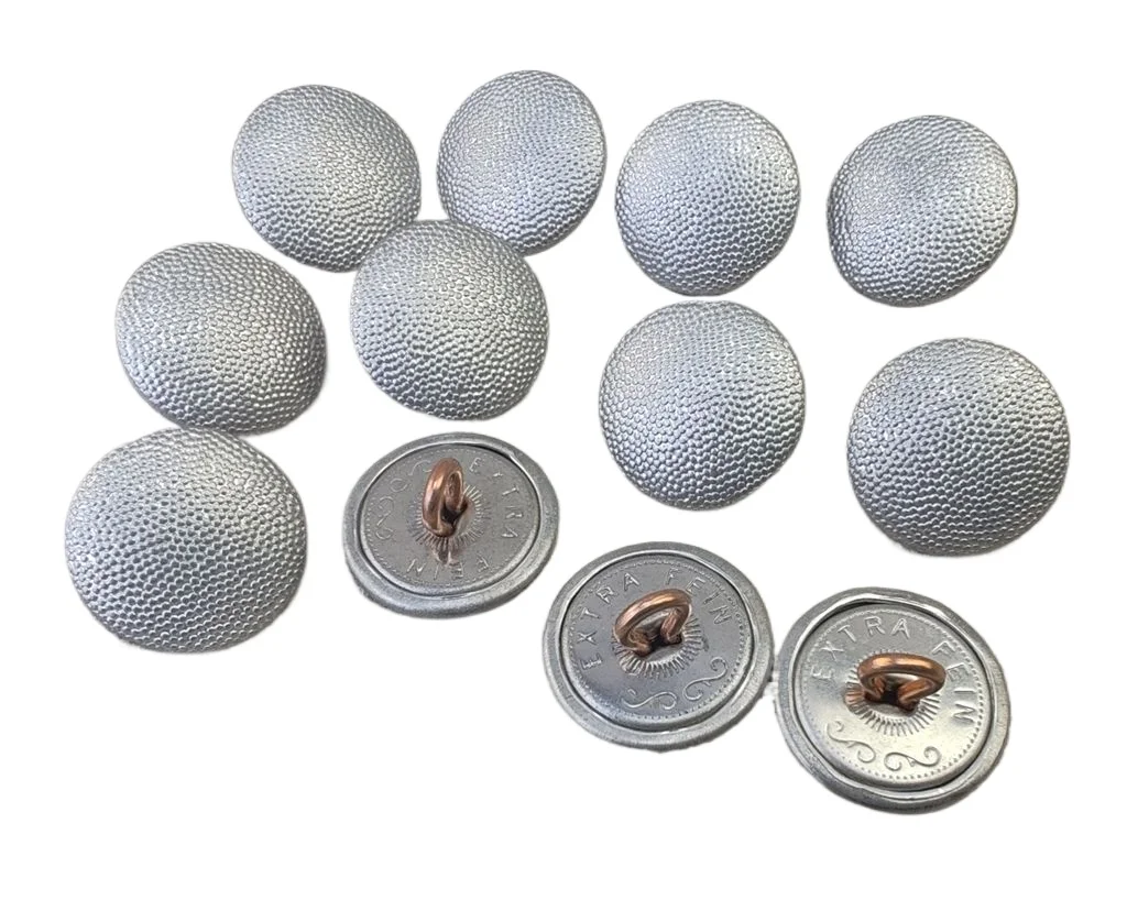 040155 19MM WW2 GERMAN ARMY OFFICER PEBBLE GRAIN TUNIC BUTTON 12PCS silver