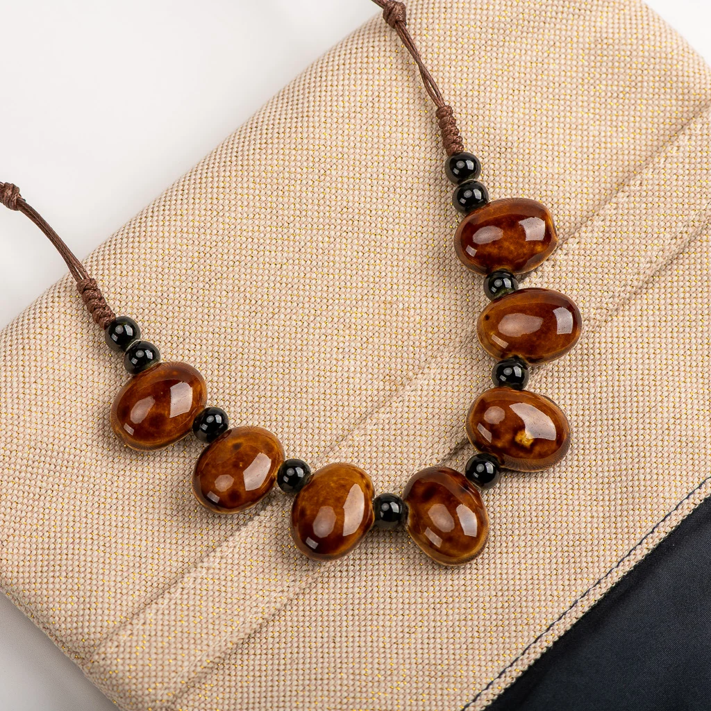 Kopfsteinpflaster-Form, Keramik-Böhmen-Perlenkette, Anhänger, Vintage-Halsketten, klassischer Stil, Schmuck # GY515