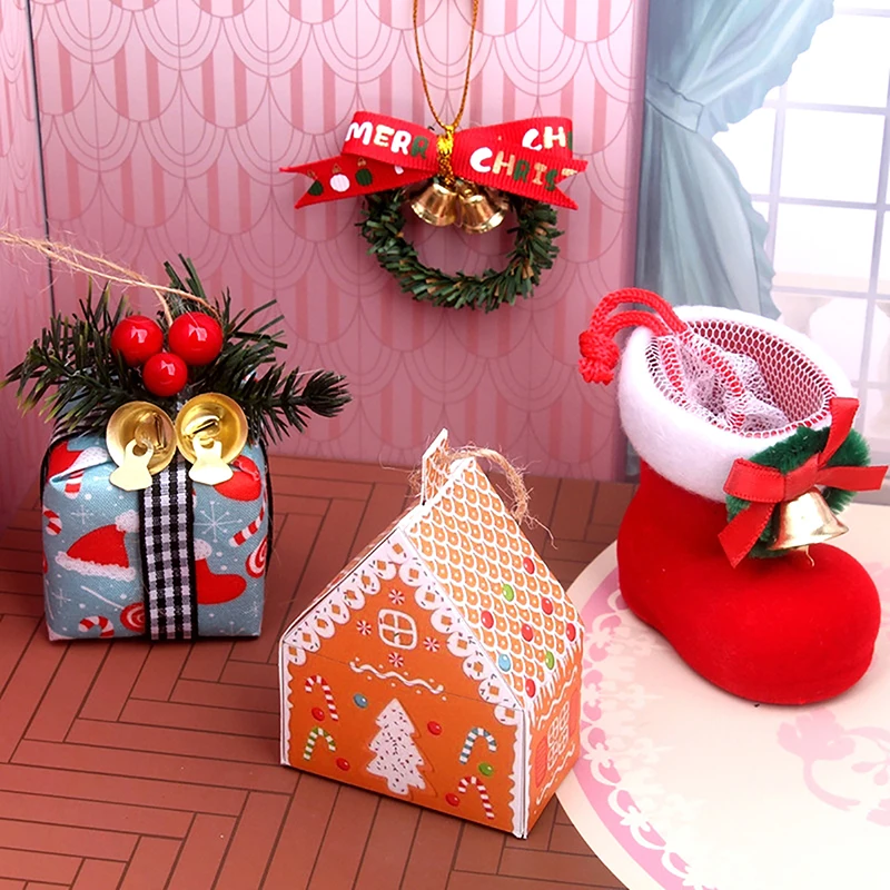 

1Pc/4Pcs Christmas Tree Hanging Pendant Decor Dollhouse Miniature Garland Boots Gift Box House Model Kids Pretend Play Toys