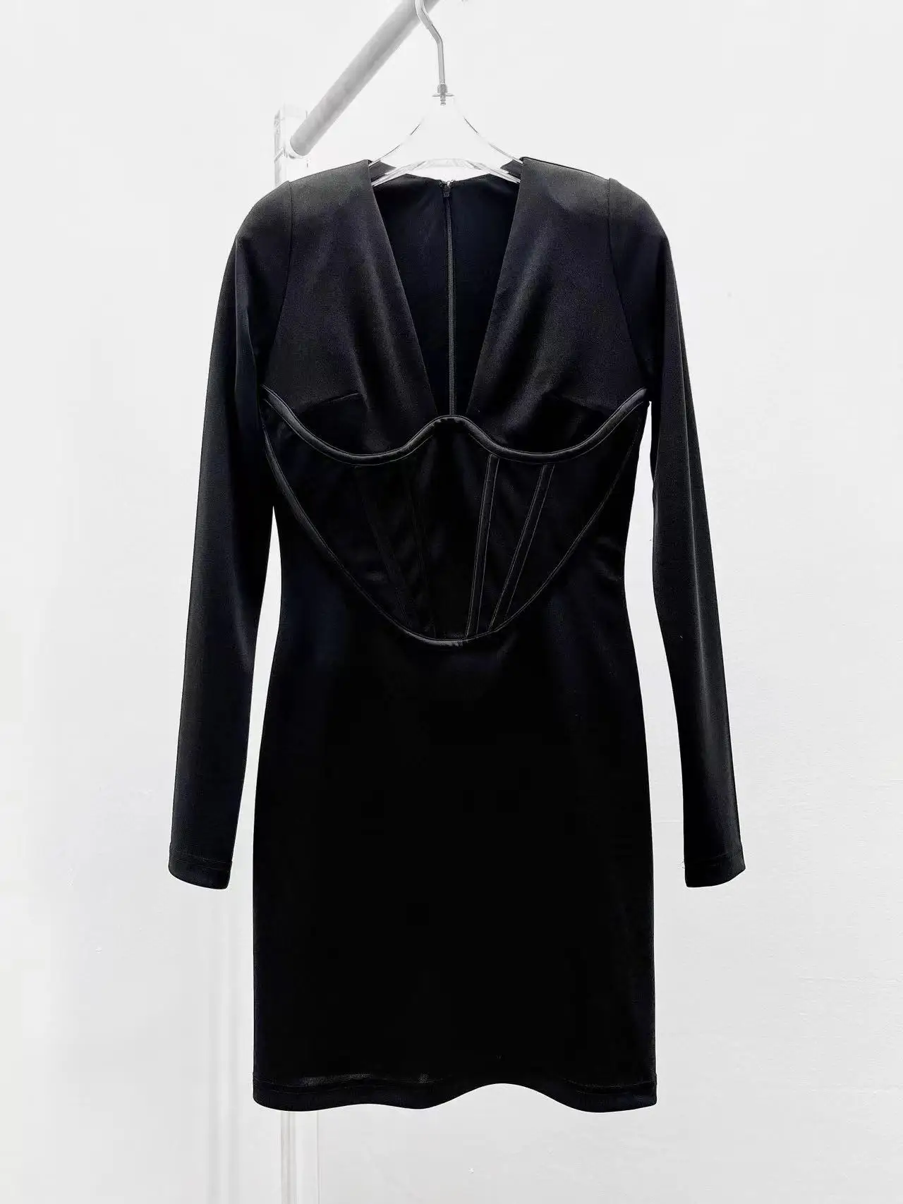 

2023 Spring Summer Newest Fashion Runway Mini Dress Women's Black V-Neck Designer Top Holiday Long Sleeves Sexy Dress