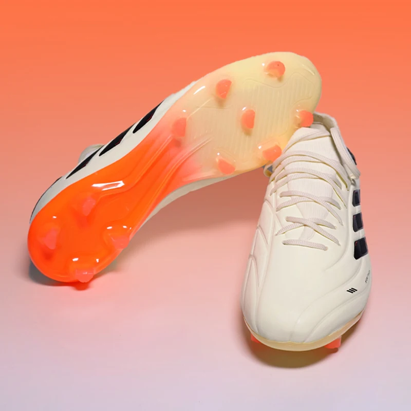 H-8523 جودة عالية رجالي عدم الانزلاق أحذية كرة الق...