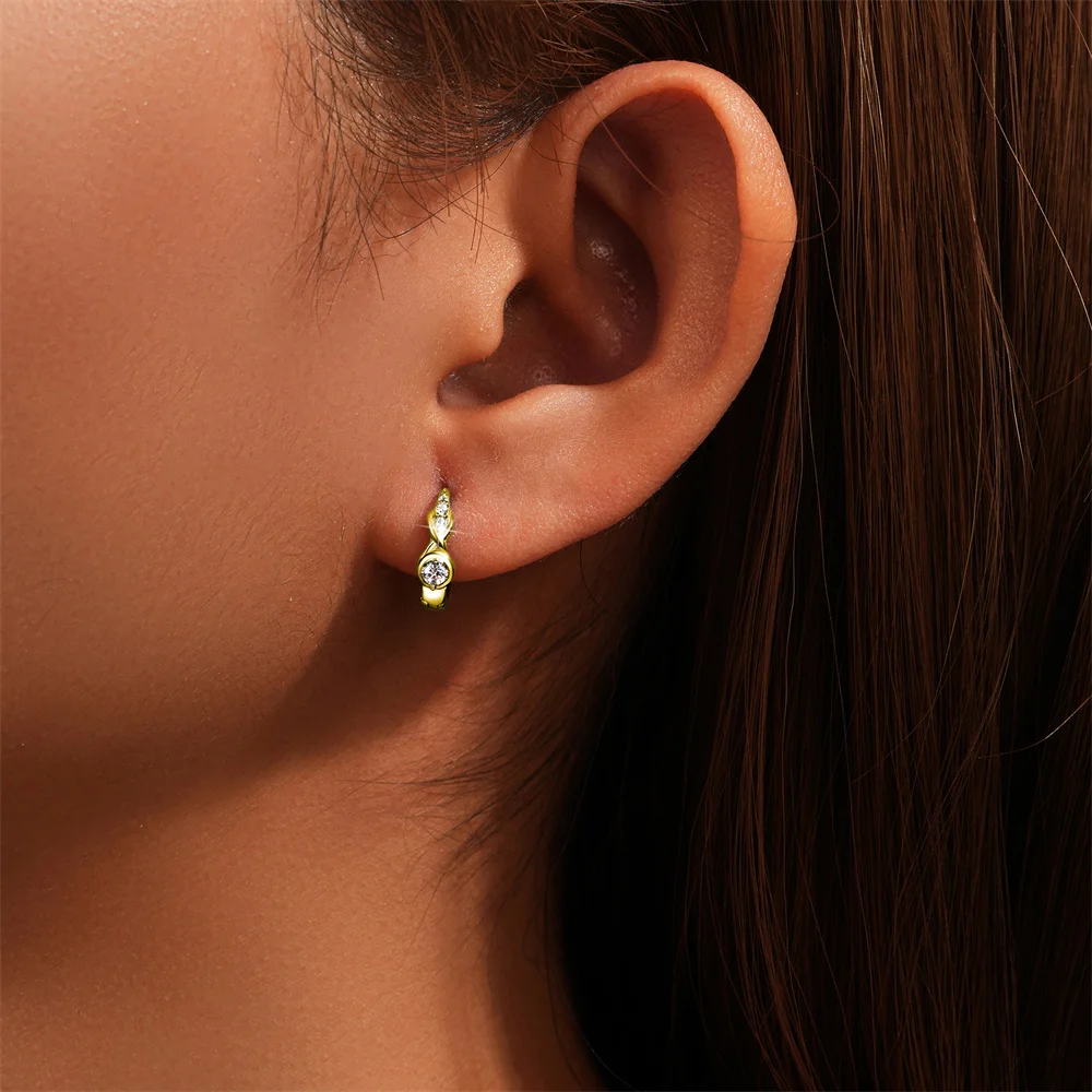 CANNER 925 Sterling Silver Figure 8 Element Zircon Stud