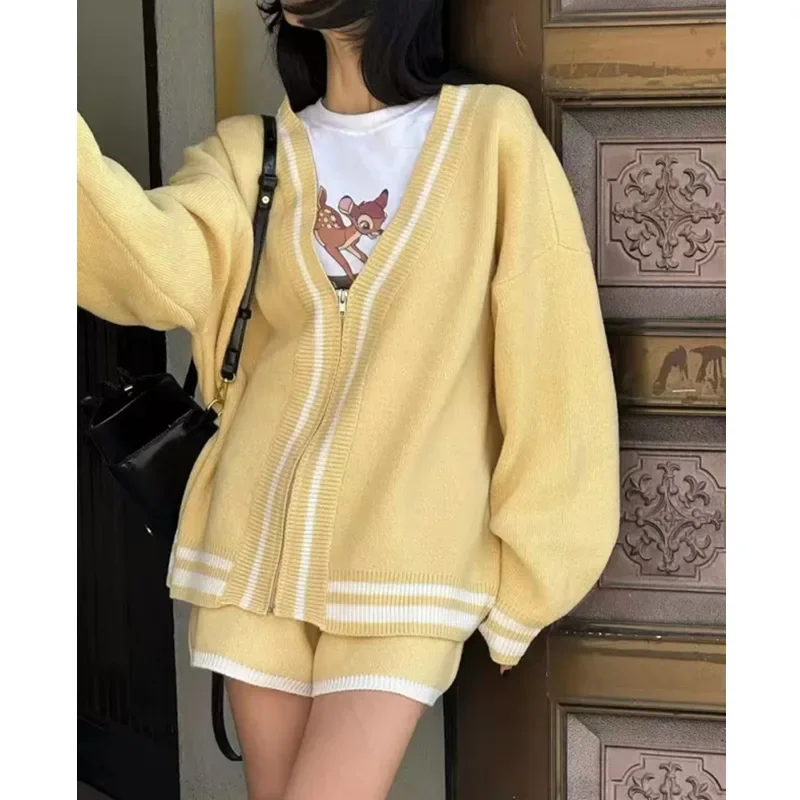 Korean Fashion Anti-Aging Loose V-Neck Splice Zipper Knitted