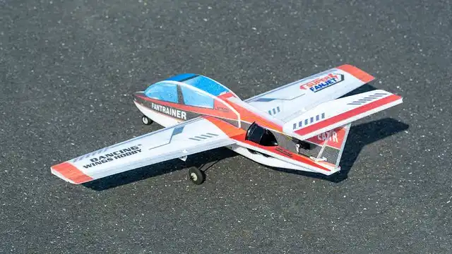 Dancing Wings Hobby E39 FanTrainer RC Foam Trainer 0.8M