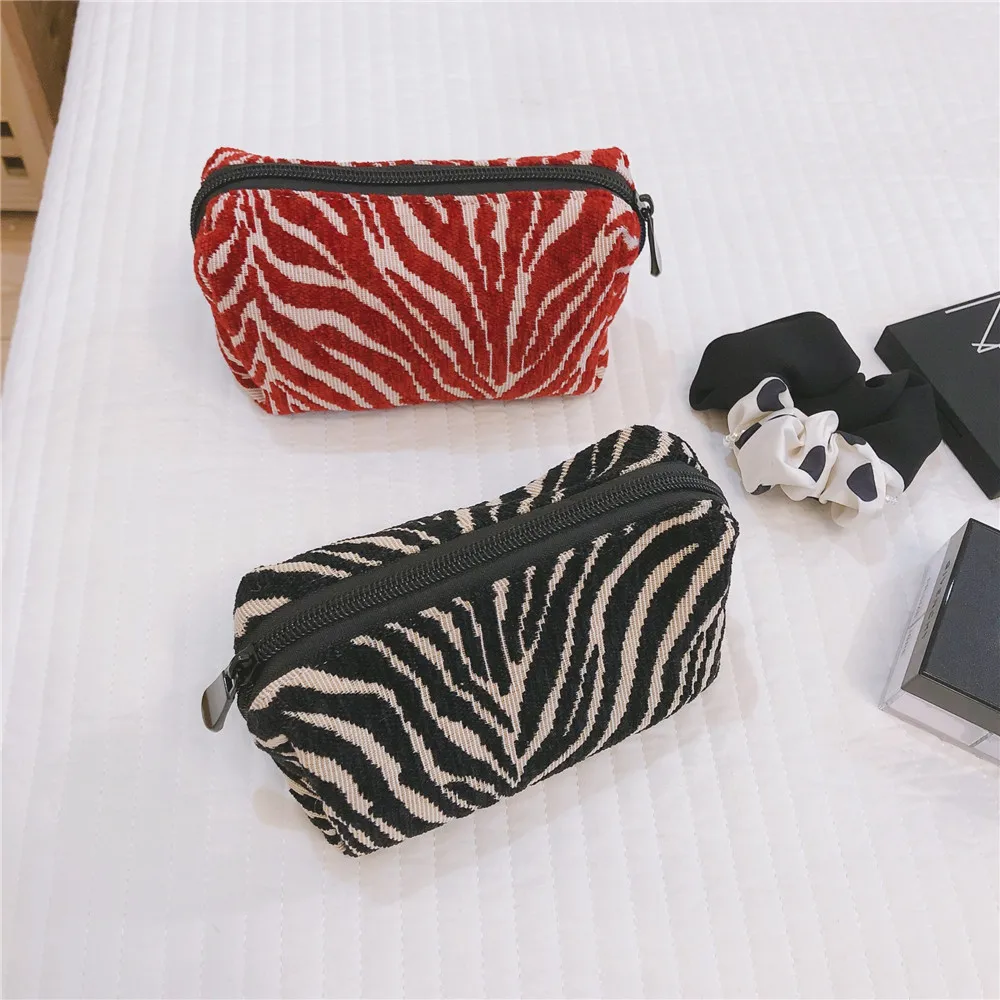 Kosmetiktaschen für Damen, japanisch, Harajuku, einfache Mode, vielseitige Make-up-Taschen, tragbar, multifunktional, Münzgeldbörsen, Aufbewahrungstaschen – Detail 19