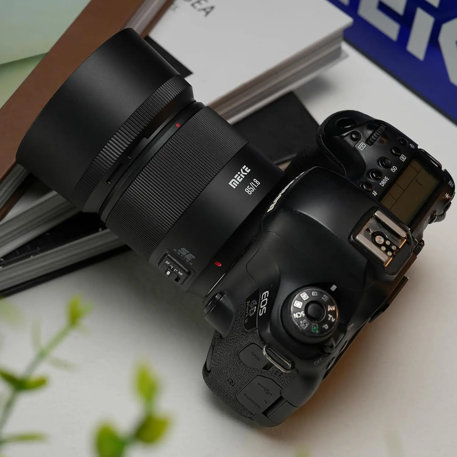 메케 풀프레임 오토 포커스 85mm F1.8 SE 마크 II STM 렌즈 (캐논 EF / 니콘 F 마운트 카메라용)