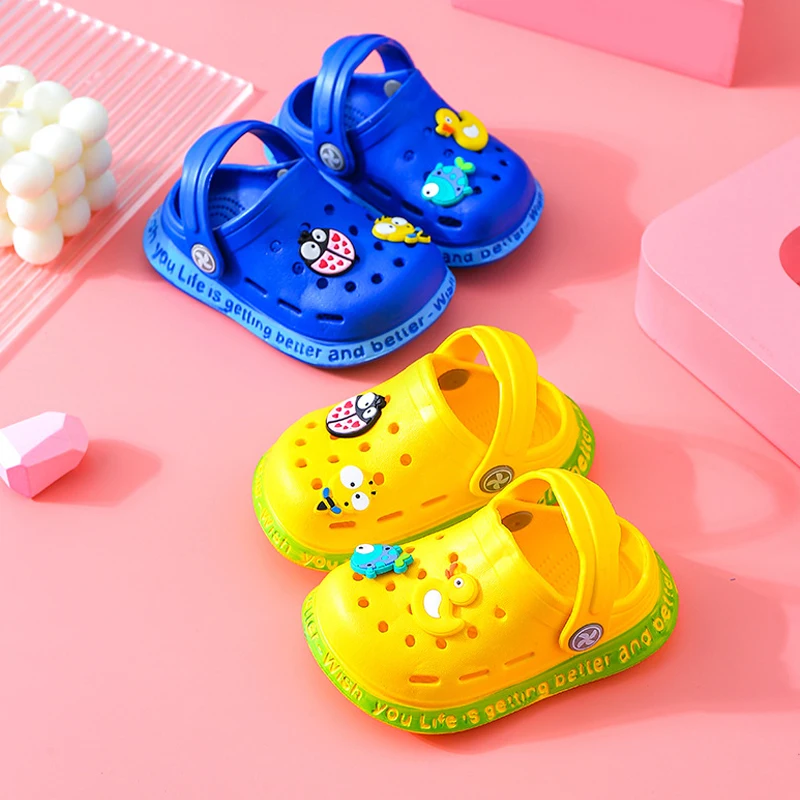 Children's Summer Cartoon Cute Cave Hole Shoes Duckling Boys And Girls Comfortable Soft Soled Sandals Garden Beach Shoes