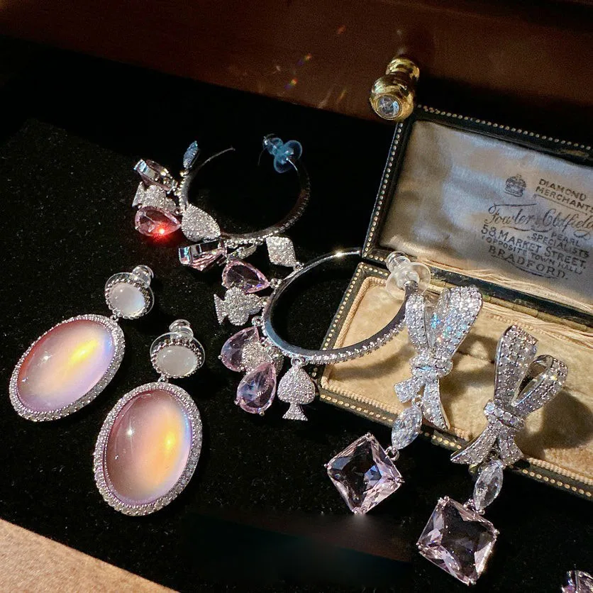 

2023 Women Papalacha Water Drops Jewel Earrings Escaping Princess Plated 18K Gold Powder Butterfly Zircon