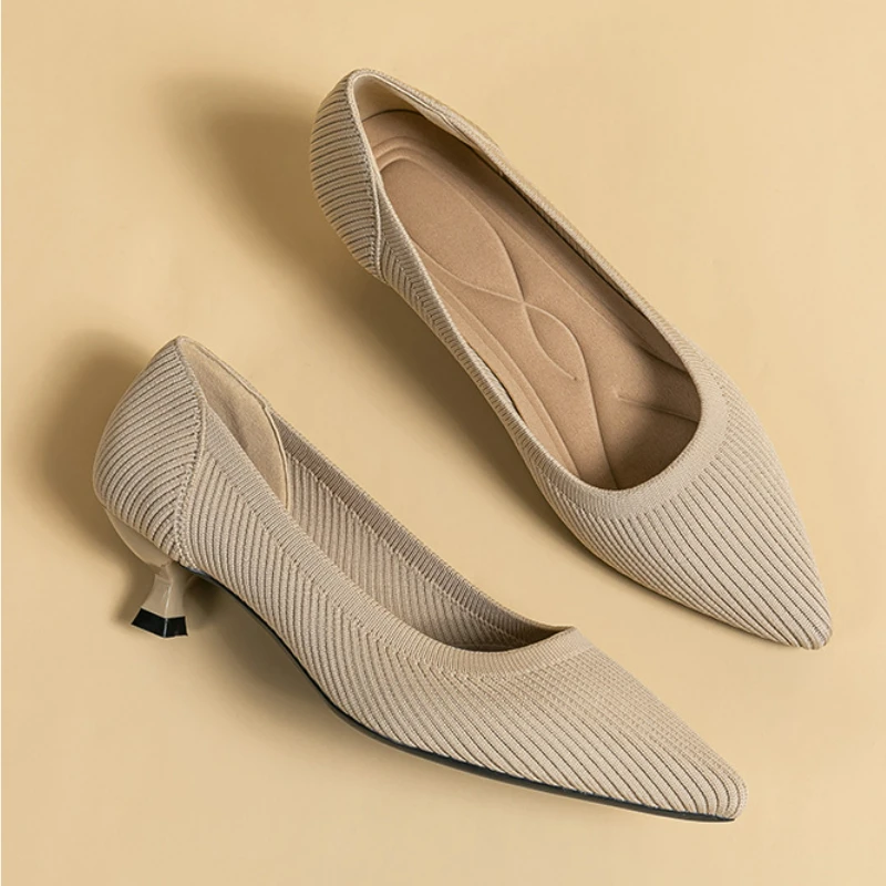 Fashionable Comfortable Knitted Mid Heel Women Shoes