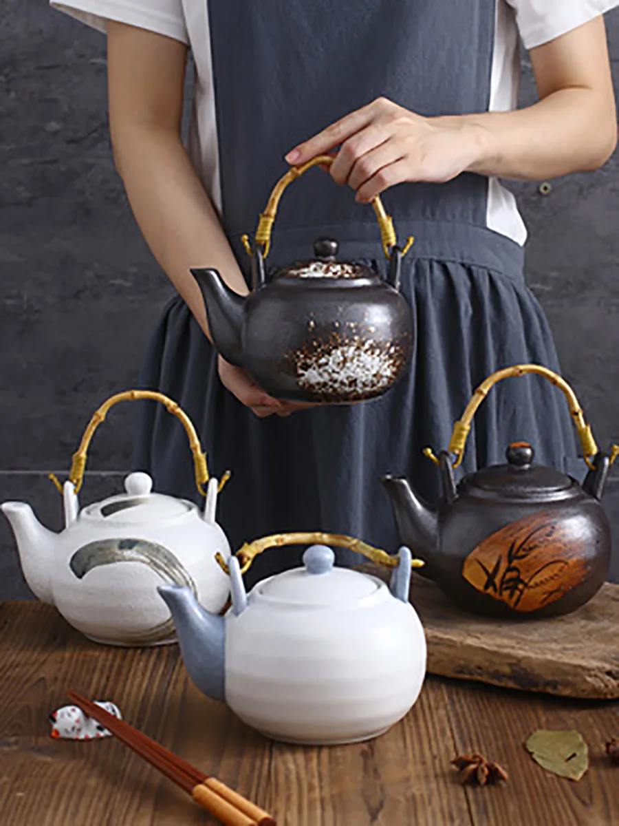 Ceramic Tea Kettle with Rattan Handle, Hand-painted Teapots Infuser, Kung Fu Puer Ceremony Service, Japanese Style, 750ml
