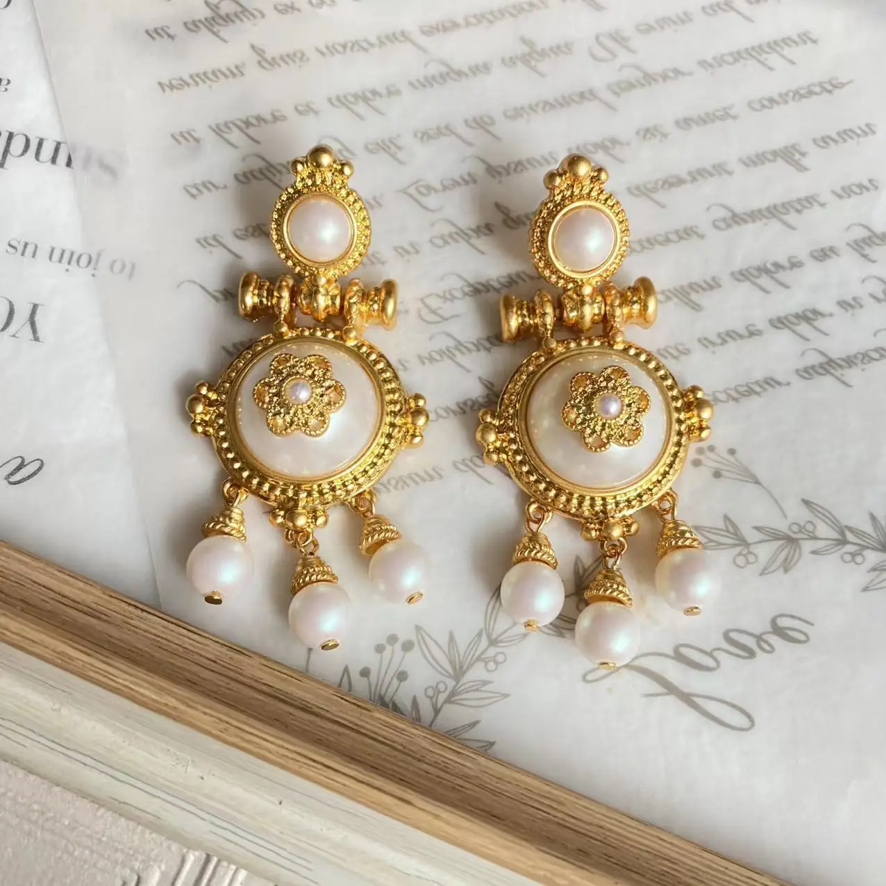 Court style pearl tassel earrings for women vintage long dinner banquet eardrop