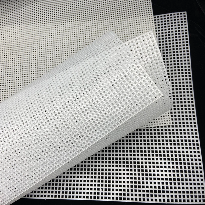 Plastic Mesh Cloth Bag Rug Thread Hook Craft Supplies DIY Handcraft Latch Hook Accessory Hook Crafts Durable Grid About 33*50CM