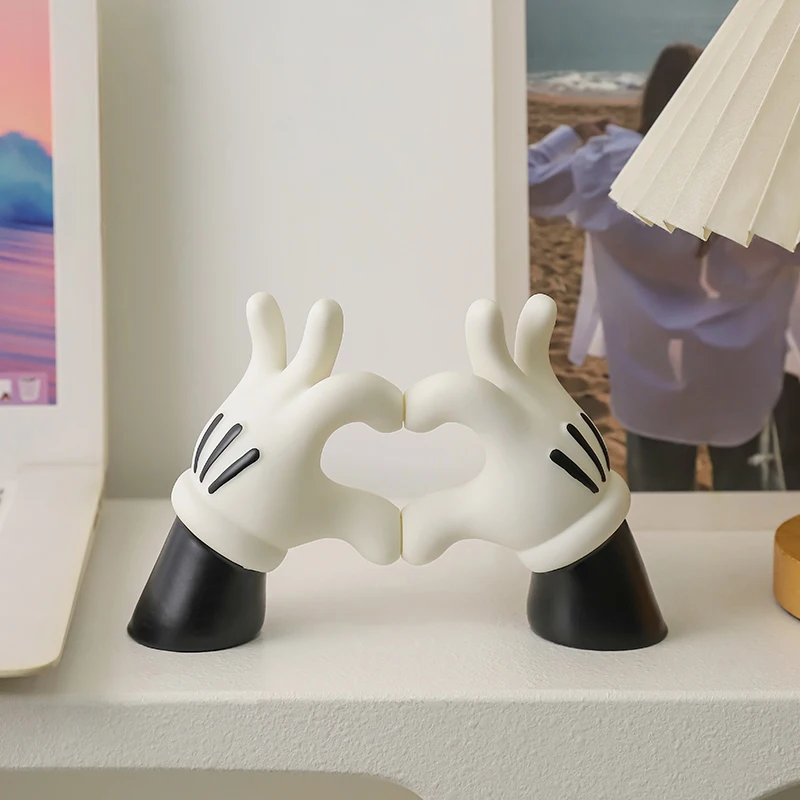 Mickey Love Hands Ornament 2