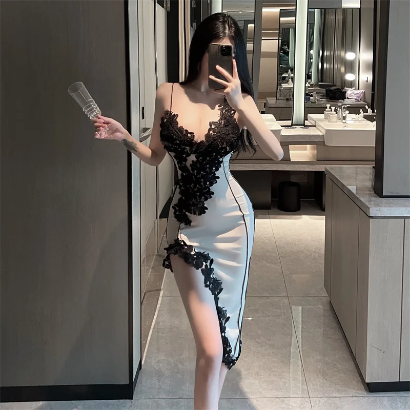 

Real Shot Black Camisole Dress Lace Low Cut Hot Girl Sexy Waist Trimming High Slit Fishtail Skirt