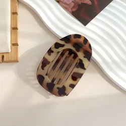 Leopard Matte Curved Hair Claw Clip for Women - Acrylic Styling Accessory (Leopard Gray)