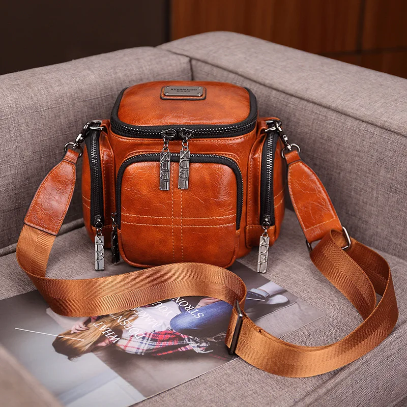 Tilorraine autumn and winter 2021 new brand camera bucket shaped single shoulder large capacity women's bag crossbody small size 