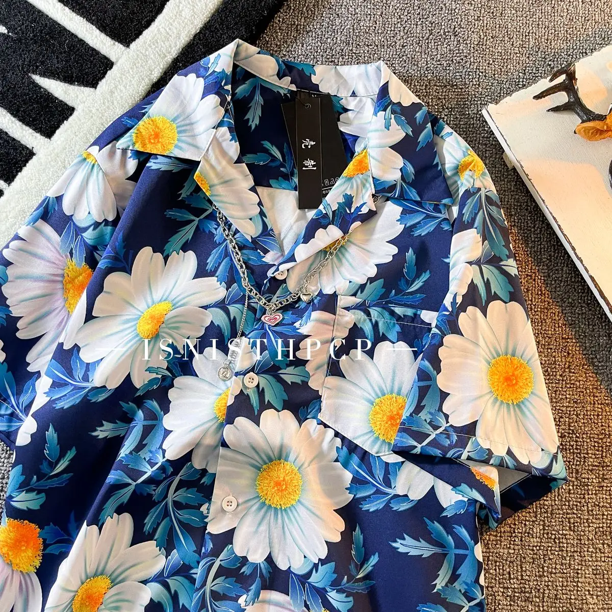 Summer Retro Polo Collar Short Sleeve Flower Shirt New Couple Hawaii Beach Men And Women Loose And Lightweight Sunscreen Shirts