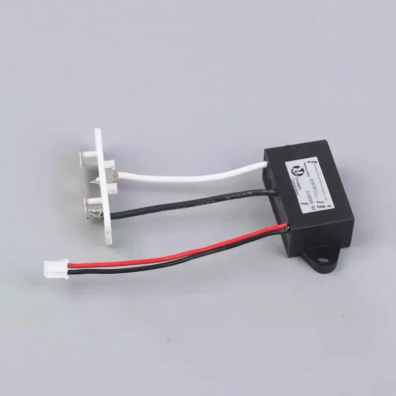 Mini USB Ozone Generator Air Purifier 5V Portable Ionizer Deodorizer for Freshening Air in Dorm Kitchen Bedroom