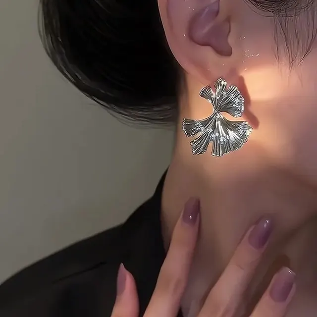 Silver Ginkgo Leaf Earrings 4