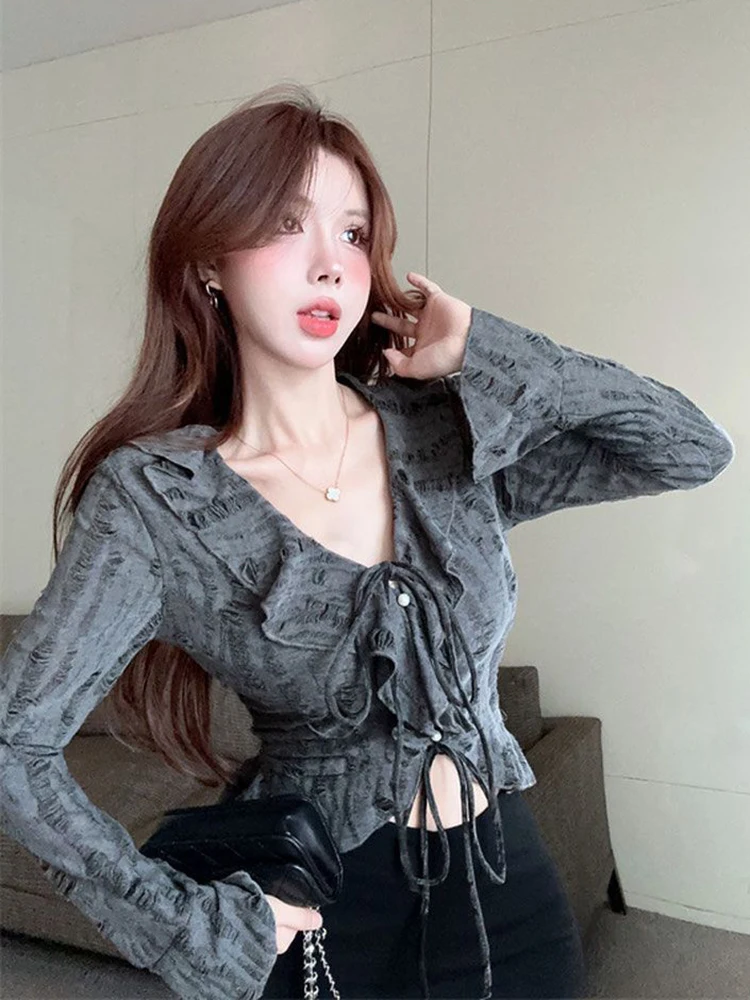 합리적인 가격에 구매할 수 있는 트렌디한 여성 블라우스