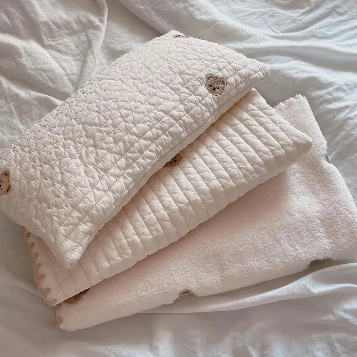 Pet Bed 3Pcs /Set Dog Bed Set with Pillow Mattress Comforter Removable Washable Cat Nest Soft Comfortable Pet Supplies Dog Accessories