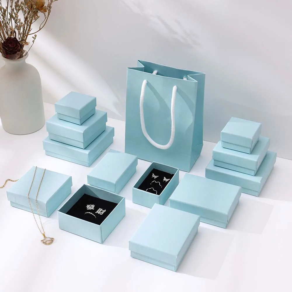 24pcs Small Jewelry Packaging Box 7x7x3cm Cardboard Travel Organizer Gift Boxes For Earrings Rings Necklaces Wedding Favors