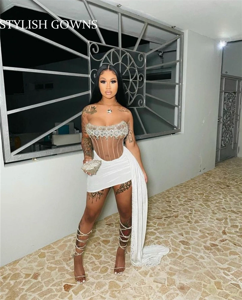 

Sexy Velvet Strapless Short Prom Dresses for Black Girls Crystal Beaded Birthday Party Dress Diamond Mini Cocktail Homecoming