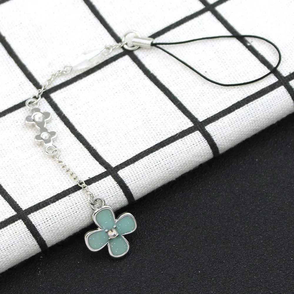 Anime-Inspired Kimi Ni Todoke Keychain with Flower Pendant