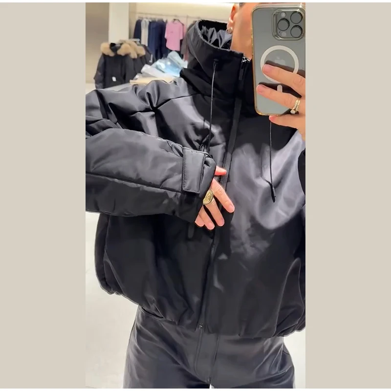 Schwarze abgeschnittene Pufferjacke für Damen, Rollkragenpullover, volle Ärmel, Kapuze, Kordelzug-Detail, lockerer Mantel, 2025, volle Winter-Dame, lässige Oberbekleidung – Detail 21
