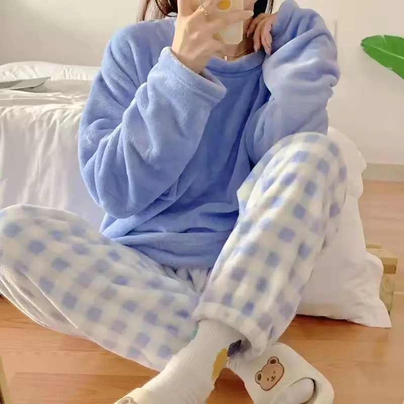 thumbnail image 1 of Conjunto de Pijamas gruesos y cálidos de lana para mujer, ropa de dormir de invierno, Top liso informal y pantalones a cuadros, conjunto de Pijamas suaves para mujer, traje para casa, 1 of 5