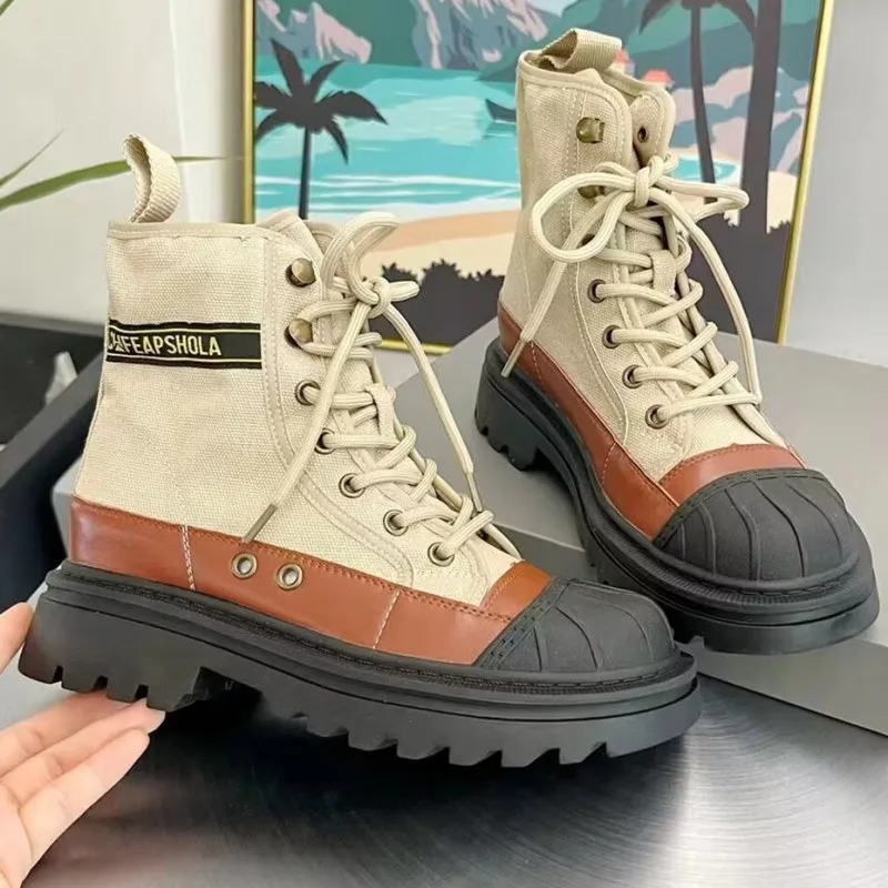 

Летние женские ботинки, модель 2023 года, новая обувь на толстой подошве, в римском стиле, рабочие ботинки, мотоциклетные ботинки, парусиновая женская обувь с высоким берцем