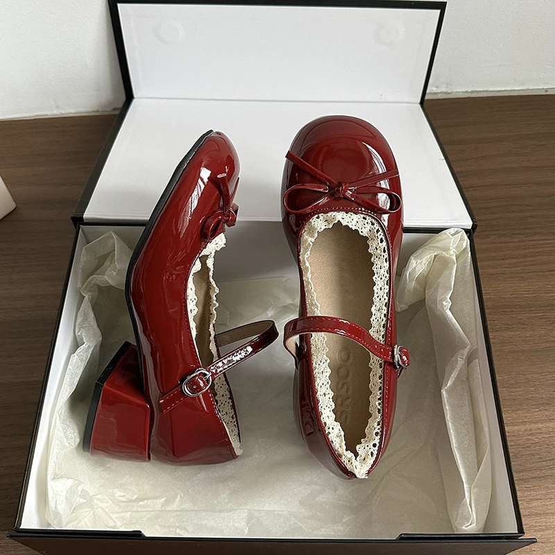 รูปสินค้า รองเท้าส้นสูง Mary Jane สไตล์คลาสสิก พร้อมโบว์ประดับ