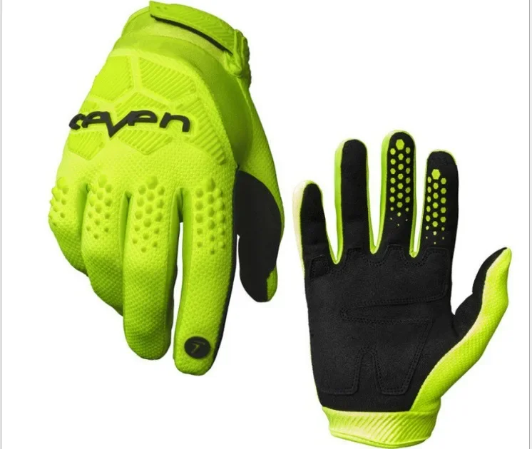 �߿� ������ ����ũ�ν� ���̽� �尩, ��� ������ �尩, ������� �׼�����, ��ũ �������, ����ǰ