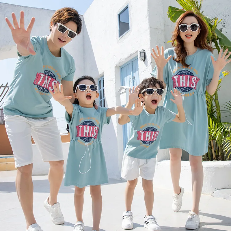 

Family Matching Outfits Summer Mom And Daughter white Dress Dad Son Matching T-shirt Family Look Matching Couple Outfits